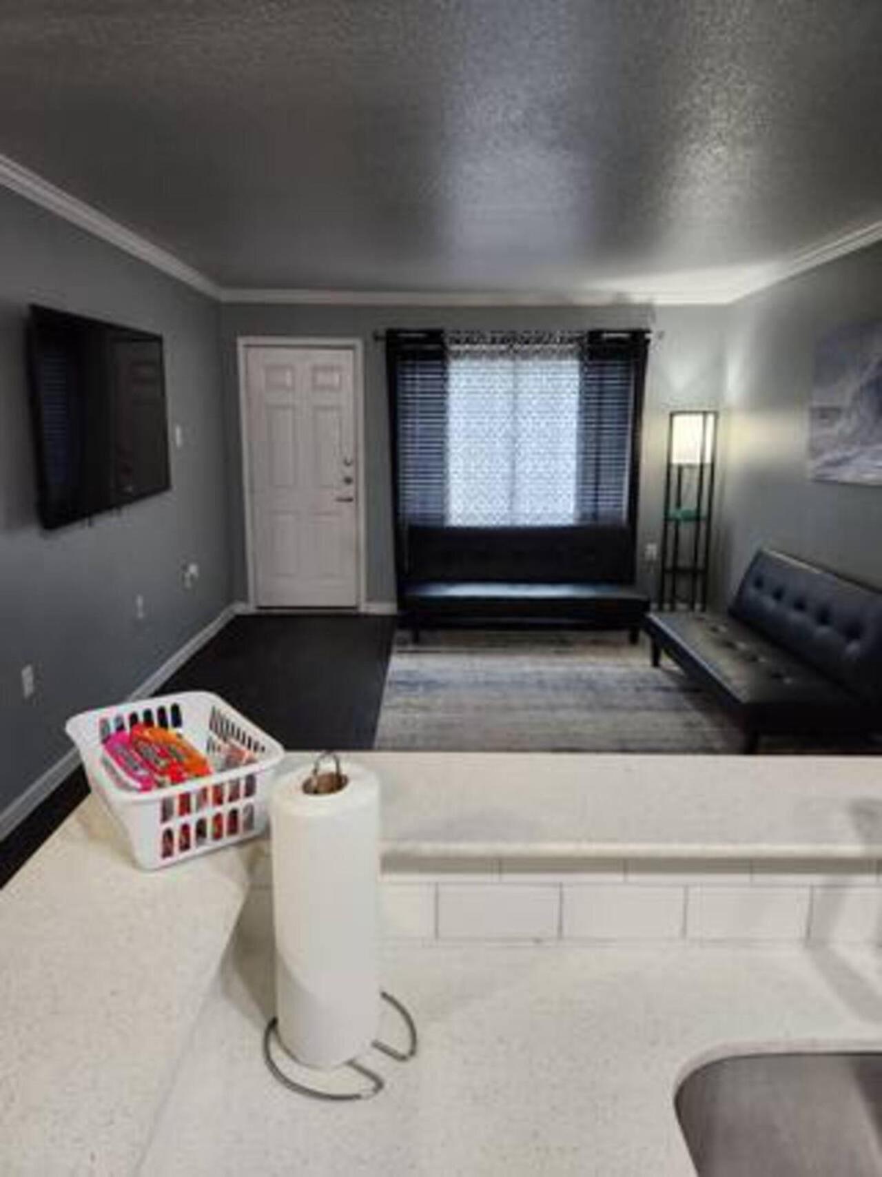 Blue Shark *B501* @ Medical Center 1Br Modern King Apartment With Private Patio 휴스턴 외부 사진