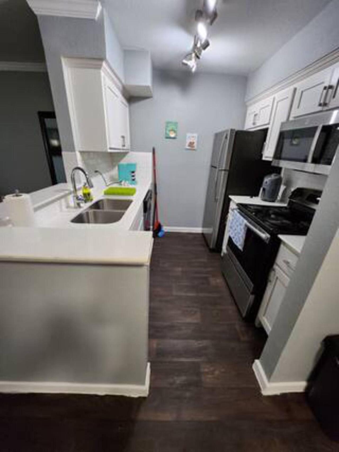 Blue Shark *B501* @ Medical Center 1Br Modern King Apartment With Private Patio 휴스턴 외부 사진